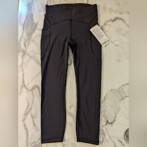 NWT Lululemon Power Thru HR Crop 23" black size 6